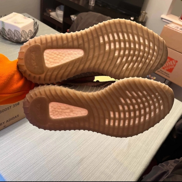 Yeezy Boost 350 v2 Beluga Reflective - Picture 7 of 8
